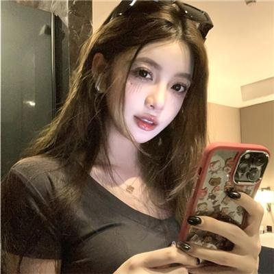 模范爱侣
